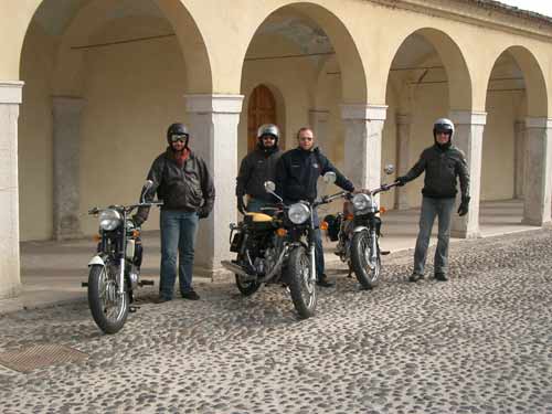 Royal Enfield - ANGUILLA tour 26 10 08