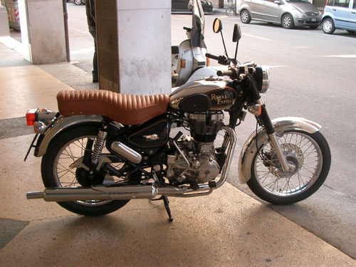 Royal Enfield - DLX EFI 500