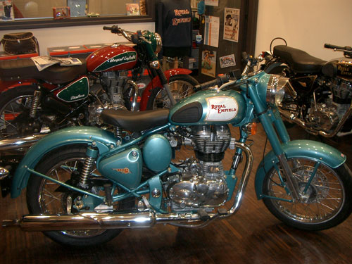 Royal Enfield - Classic 500 Green