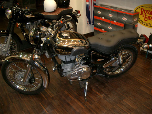 Royal Enfield - DLX 500