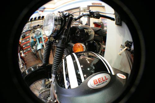 Royal Enfield - Royal McQueen 3