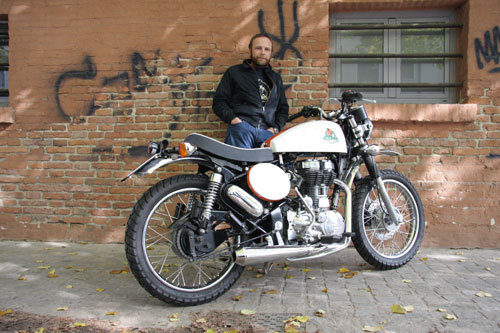 Royal Enfield - -Royal McQueen SuperNaag2