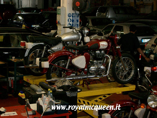 Royal Enfield - officina 3